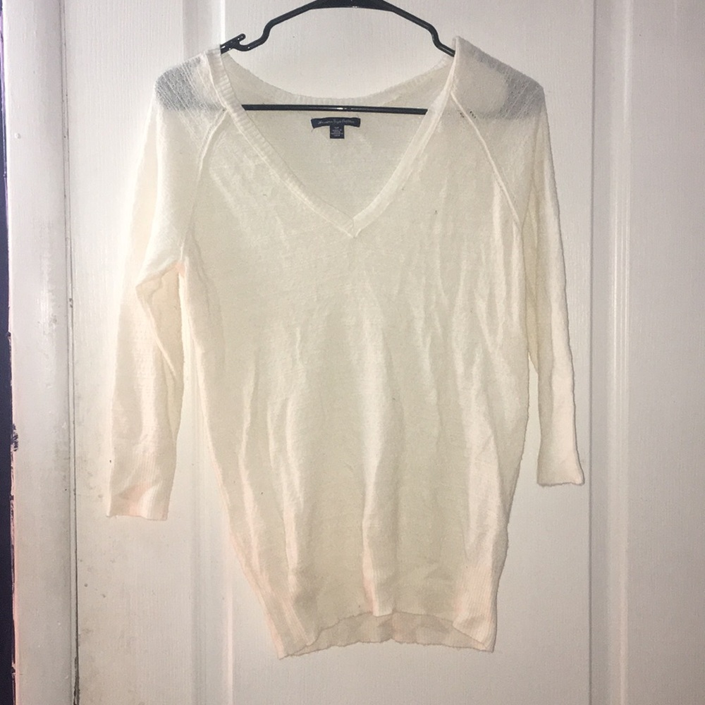 American Eagle Creme Sweater
